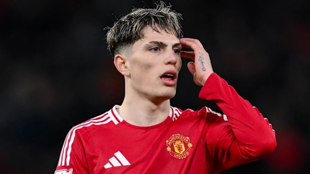 Garnacho chốt xong điều khoản c&aacute; nh&acirc;n với Chelsea, sẵn s&agrave;ng rời MU - Ảnh 1