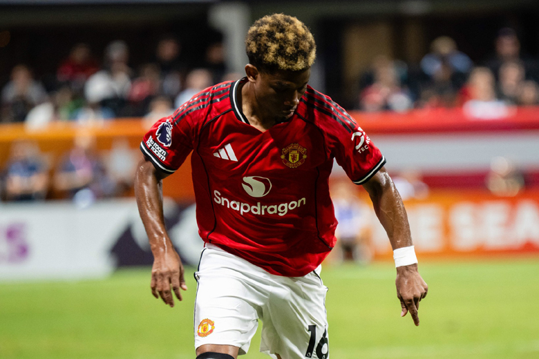 Soi kèo góc MU vs Fiorentina, 18h45 ngày 9/8 - Ảnh 1