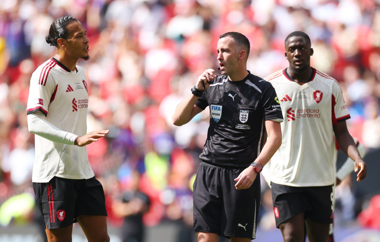 Những điều luật mới được &aacute;p dụng ở giải Ngoại hạng Anh m&ugrave;a n&agrave;y - Ảnh 1