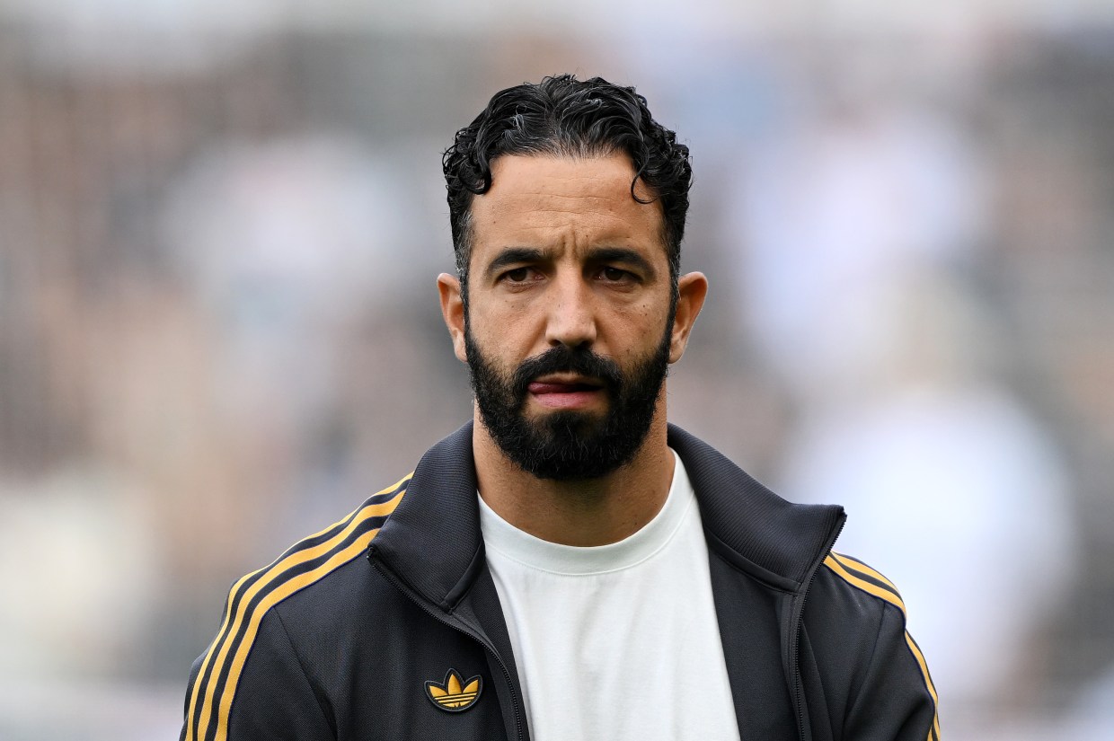 HLV Ruben Amorim l&ecirc;n tiếng về khả năng bị sa thải ở MU - Ảnh 1