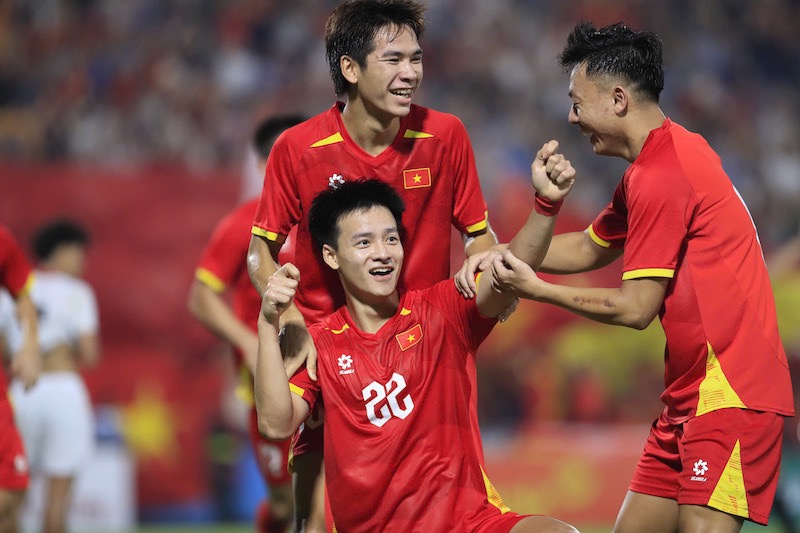 HLV Kim Sang Sik: &lsquo;U23 Việt Nam cần cải thiện ở SEA Games&rsquo; - Ảnh 1
