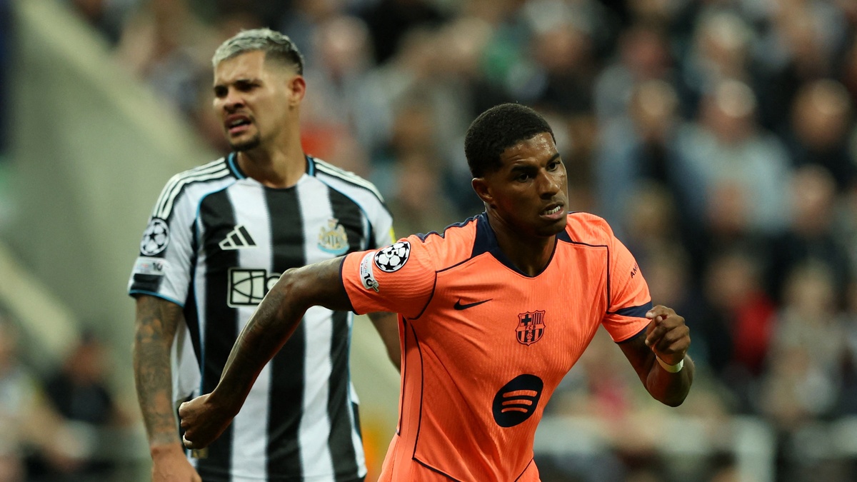 Rashford &lsquo;nổ s&uacute;ng&rsquo; sau 4 năm ở c&uacute;p C1, Barcelona hạ gục Newcastle - Ảnh 1