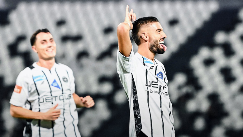 Kèo vàng bóng đá Al Shabab vs Al Kholood, 22h25 ngày 25/9: Đối thủ yêu thích - Ảnh 1