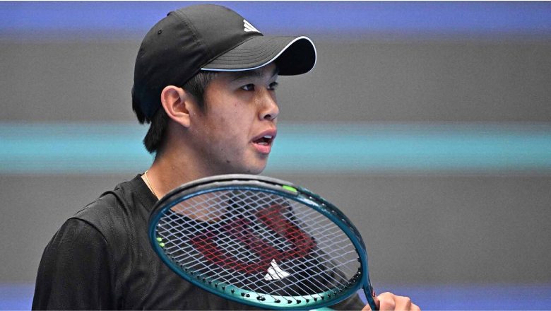 Medvedev lần đầu thắng Learner Tien, vào tứ kết Shanghai Masters 2025 - Ảnh 1