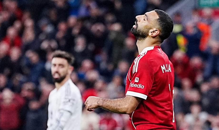 Mohamed Salah bị ch&ecirc; hết thời sau trận thua MU - Ảnh 1