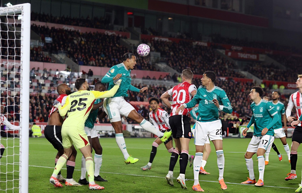 Liverpool c&oacute; th&agrave;nh t&iacute;ch tệ hại nhất sau 32 năm - Ảnh 1