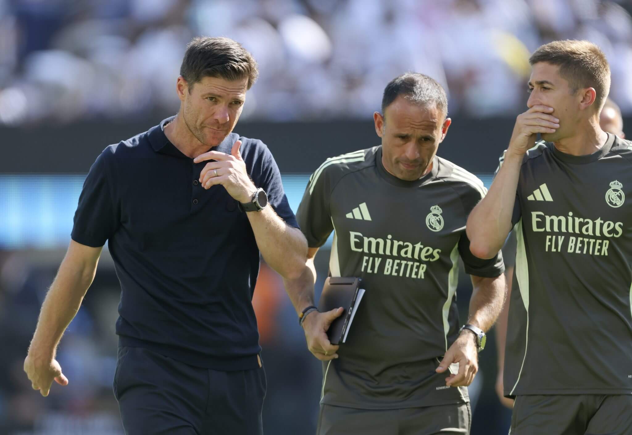 HLV Xabi Alonso bất đồng với c&aacute;c trụ cột Real Madrid - Ảnh 1