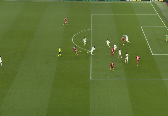 VAR g&acirc;y phẫn nộ ở trận Liverpool gặp Real Madrid  - Ảnh 1