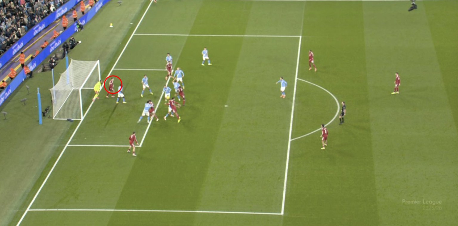 Liverpool phẫn nộ sau b&agrave;n thắng bị từ chối, Man City hưởng lợi nhờ VAR - Ảnh 1