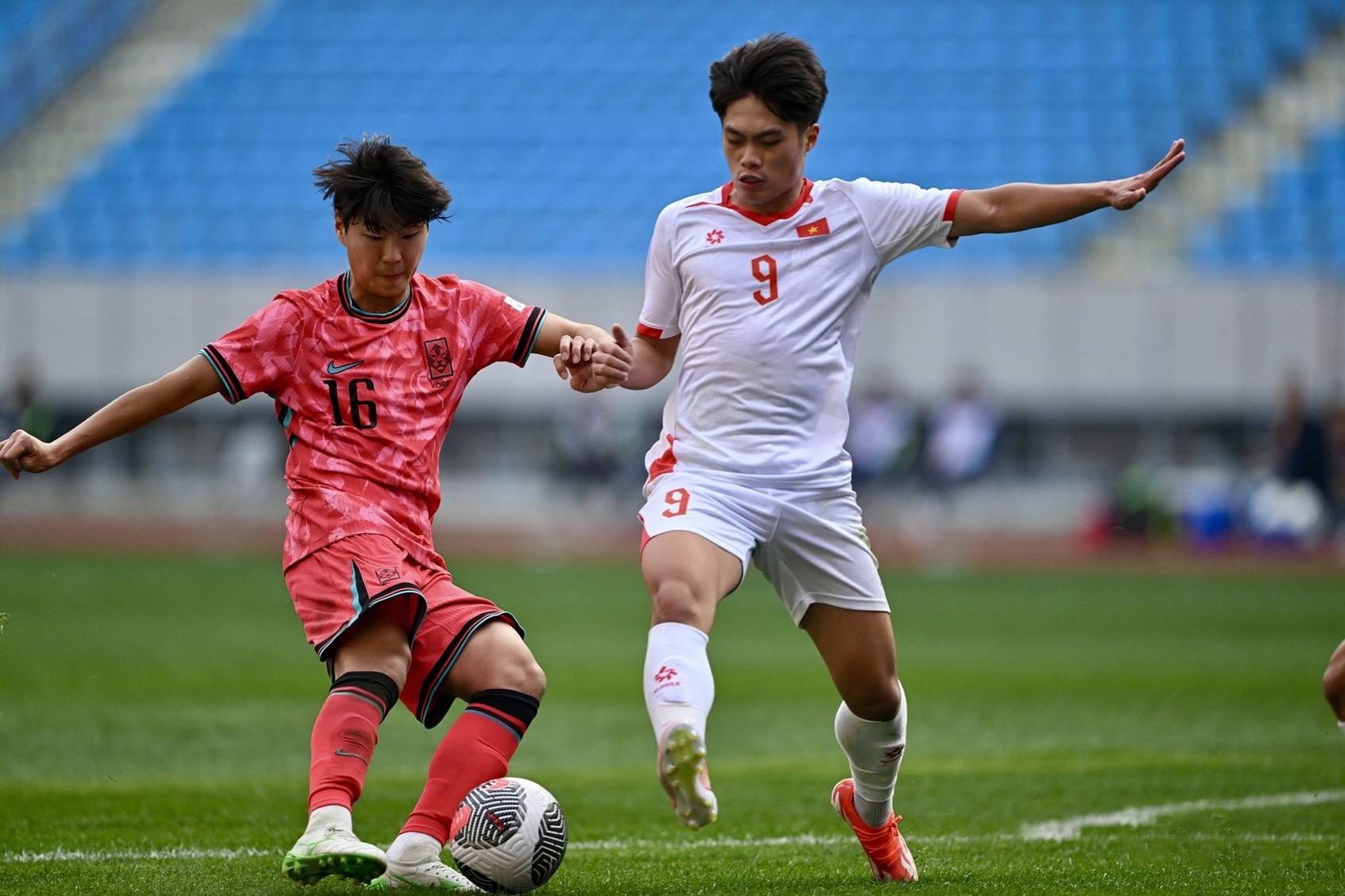 U22 Việt Nam chịu thất bại trước U22 H&agrave;n Quốc ở giải Panda Cup - Ảnh 1