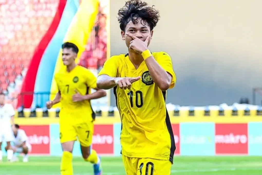 U22 Malaysia quyết kh&ocirc;ng &lsquo;dựng xe bus&rsquo; trước U22 Việt Nam - Ảnh 1