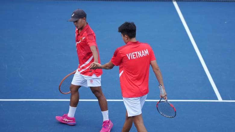 Văn Phương dính chấn thương, quần vợt đồng đội nam Việt Nam thua trắng 0-3 trước Indonesia - Ảnh 1