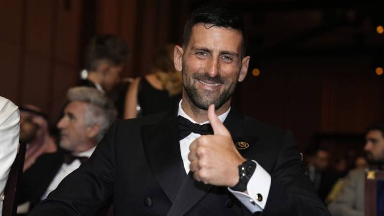 Djokovic được Ronaldo trao giải thưởng danh giá tại Globe Soccer Awards 2025 - Ảnh 1