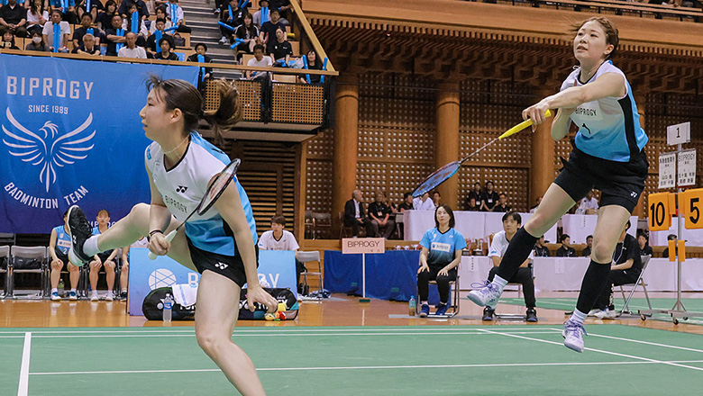 Arisa Igarashi v&agrave; 'bạn mới' v&agrave;o chung kết giải cầu l&ocirc;ng Indonesia Masters 2026 - Ảnh 1