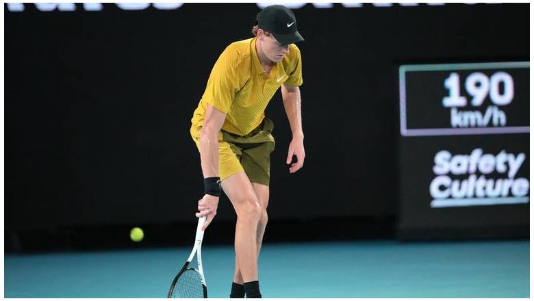 Sinner bị chuột rút vì trời nóng, thoát hiểm ngoạn mục ở vòng 3 Úc Mở rộng 2026 - Ảnh 1