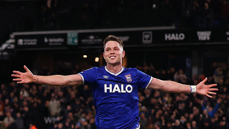 Kèo vàng bóng đá Watford vs Ipswich Town, 02h45 ngày 25/2: Khó thắng - Ảnh 1