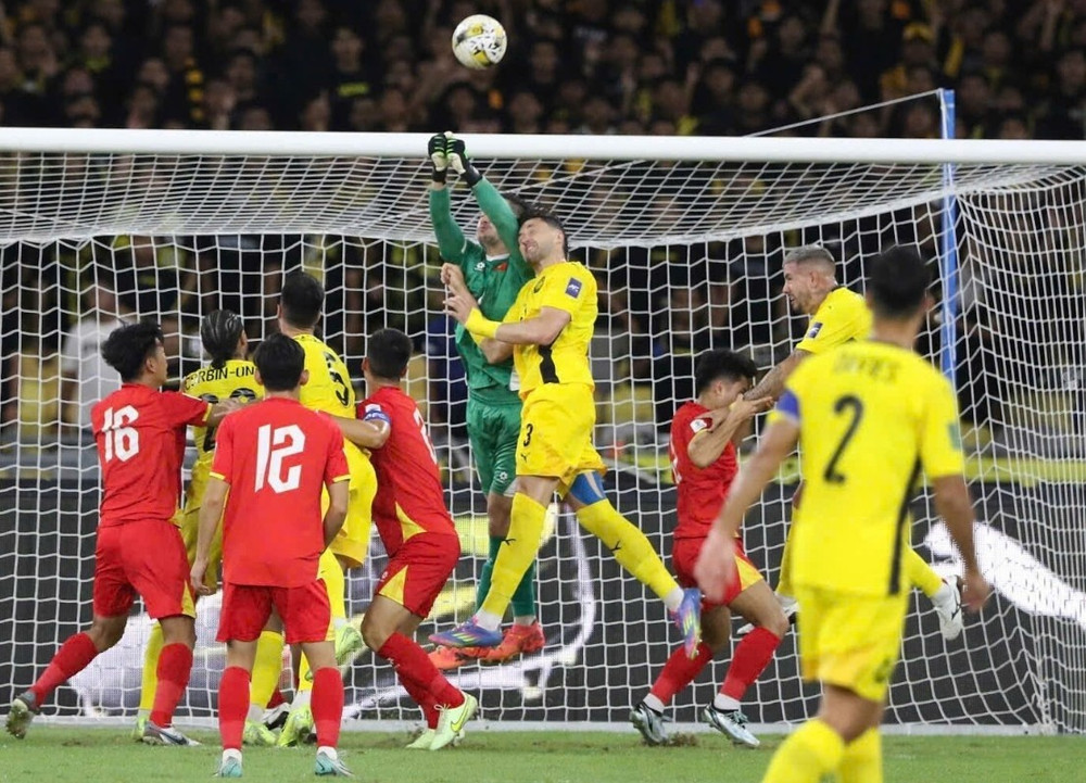 V&igrave; sao CAS tr&igrave; ho&atilde;n ra ph&aacute;n quyết với b&oacute;ng đ&aacute; Malaysia? - Ảnh 1