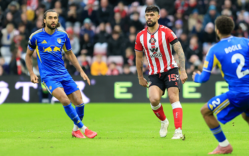 Kèo vàng bóng đá Leeds United vs Sunderland, 02h30 ngày 4/3: Khó cho Mèo đen - Ảnh 1