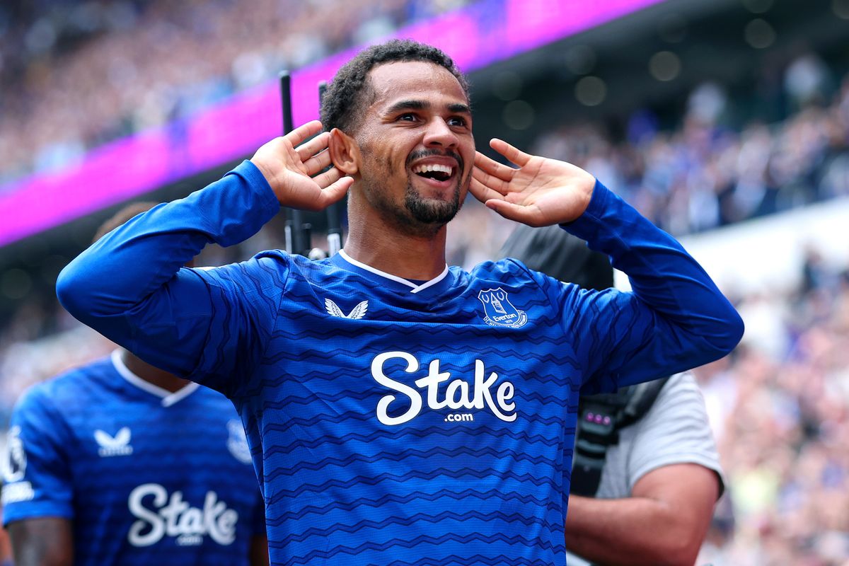 MU l&ecirc;n phương &aacute;n thay thế Marcus Rashford - Ảnh 1