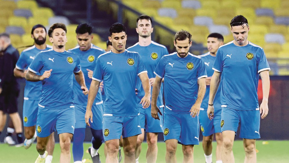 HLV Malaysia: Ch&uacute;ng t&ocirc;i sẽ biến thất vọng th&agrave;nh niềm vui chiến thắng Việt Nam - Ảnh 1