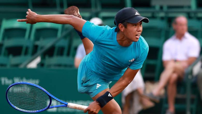 Sao gốc Việt Learner Tien lần đầu góp mặt ở vòng tứ kết sân đất nện - Ảnh 1