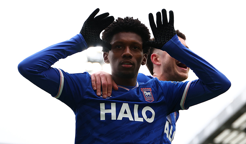 Kèo vàng bóng đá Portsmouth vs Ipswich Town, 02h00 ngày 15/4: Nợ khó đòi - Ảnh 1