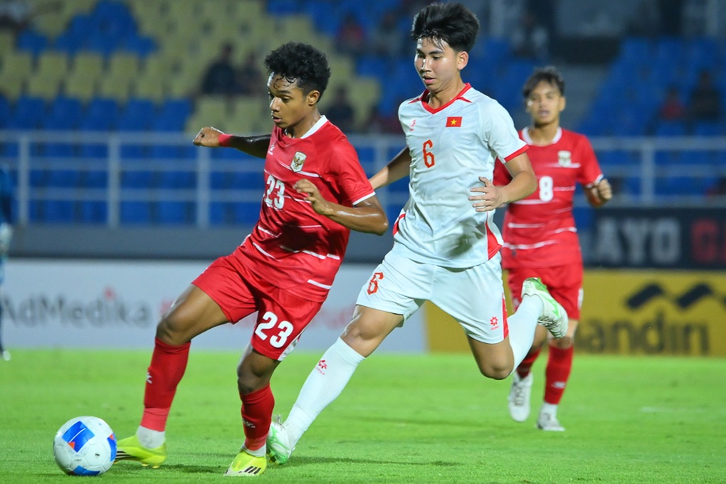 Th&agrave;nh t&iacute;ch &lsquo;khủng&rsquo; của U17 Việt Nam dưới thời HLV Cristiano Roland - Ảnh 1