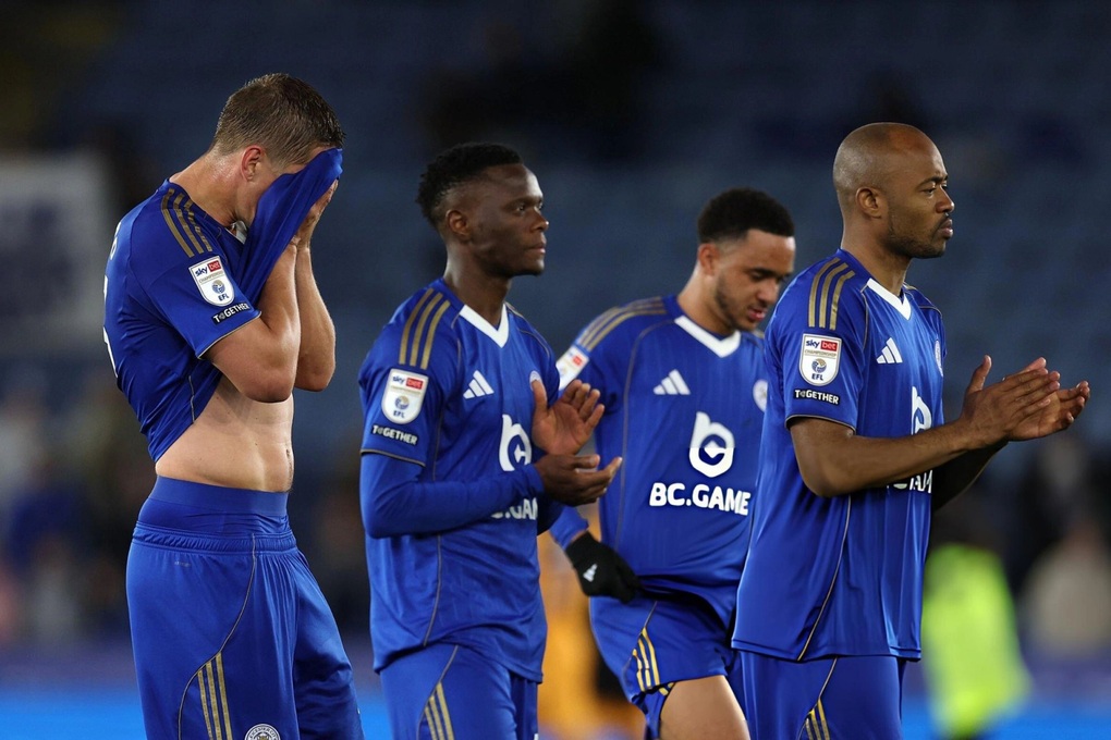 Leicester City xuống hạng 3 chỉ 10 năm sau khi v&ocirc; địch giải Ngoại hạng Anh - Ảnh 1