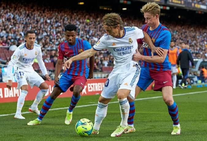 Soi kèo đội ghi bàn trước/ sau Real Madrid vs Barcelona, 3h ngày 3/3