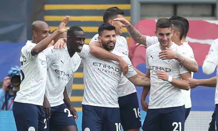 Thắng Crystal Palace, Man City chờ MU thua Liverpool để vô địch NHA