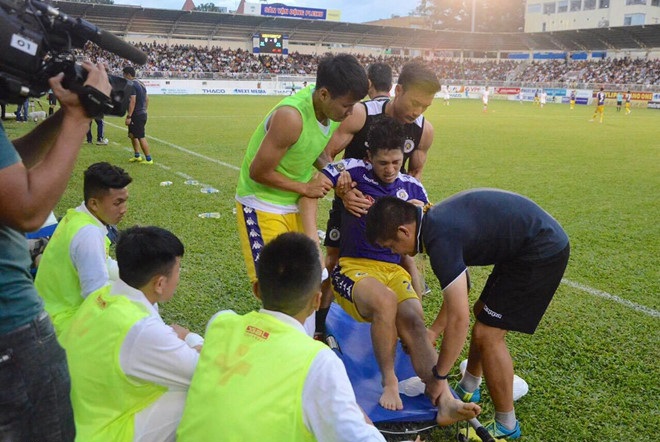 HLV Hà Nội lên tiếng về chấn thương của Đình Trọng