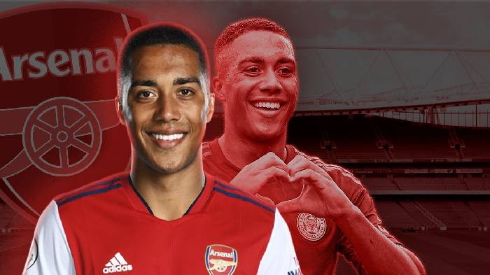 Mục tiêu hàng đầu bật đèn xanh khiến CĐV Arsenal mừng thầm