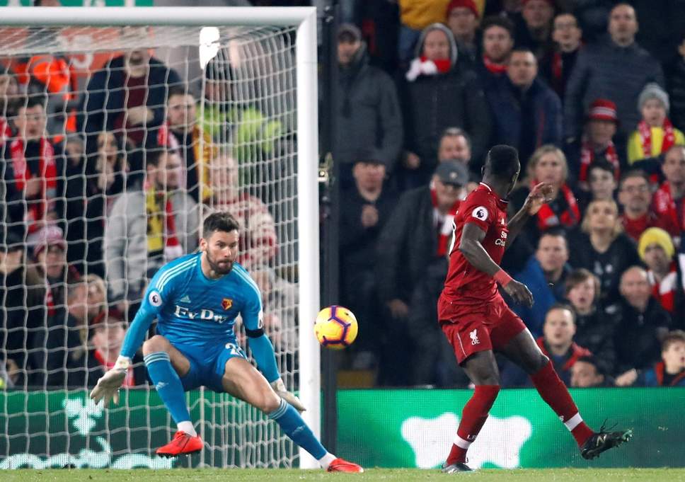 Top 5 bàn thắng đẹp Ngoại hạng Anh vòng 28