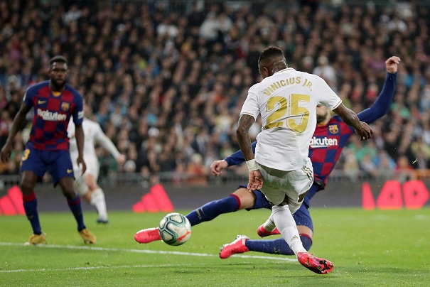 Vinicius Jr soán kỷ lục Siêu kinh điển của Lionel Messi