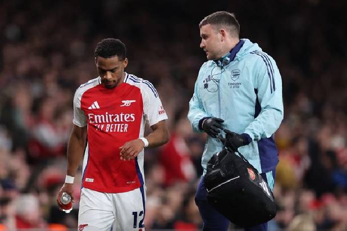 Arsenal khủng hoảng hàng thủ trước trận đấu với Real Madrid