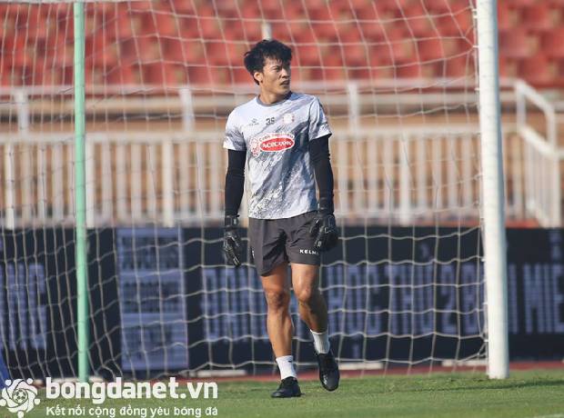 HLV Polking: 'Tôi sẽ cân nhắc dùng Bùi Tiến Dũng hay Thanh Thắng ở vòng 13 V.League'
