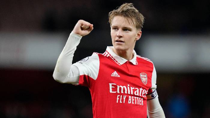 Phong độ bay cao, Odegaard được Arsenal thưởng lớn