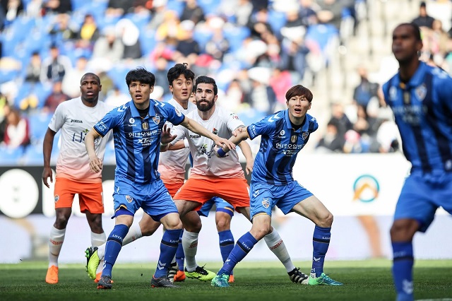 Phân tích tỷ lệ Ulsan Hyundai vs Gangwon, 17h30 ngày 2/10