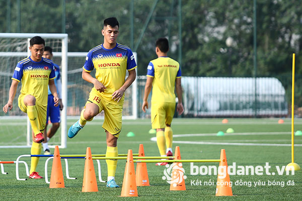 Tin đội tuyển bóng đá Việt Nam hôm nay 2/10: HLV Park không chỉ đạo U22 VN đấu U22 UAE