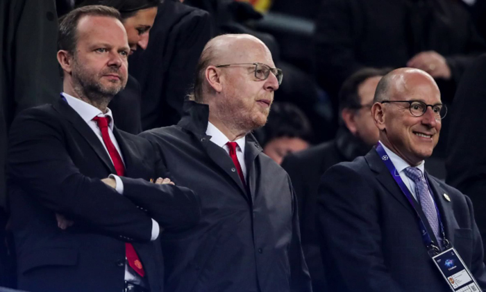 Rộ thông tin nhà Glazers đạt thỏa thuận bán MU