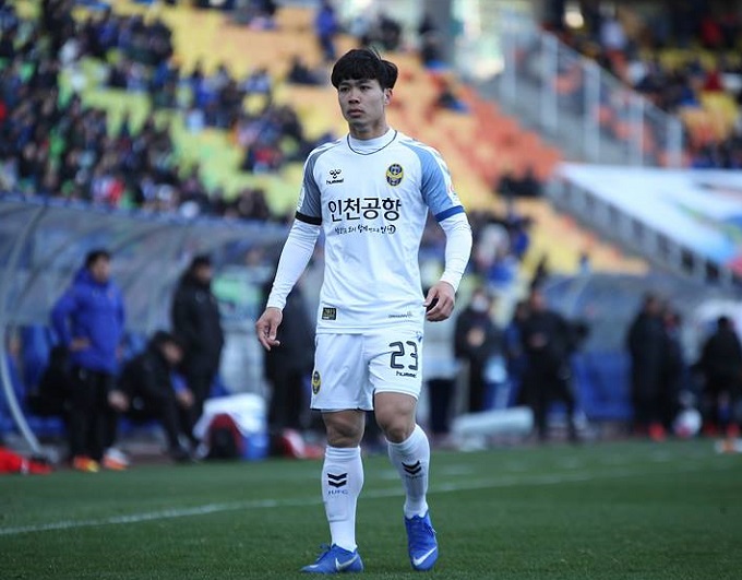 Công Phượng 'ngợp' bởi những lời khen từ báo chí Hàn Quốc