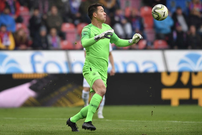 Tại sao sau 2 năm, Filip Nguyễn vẫn chưa thể c&oacute; quốc tịch Việt Nam?