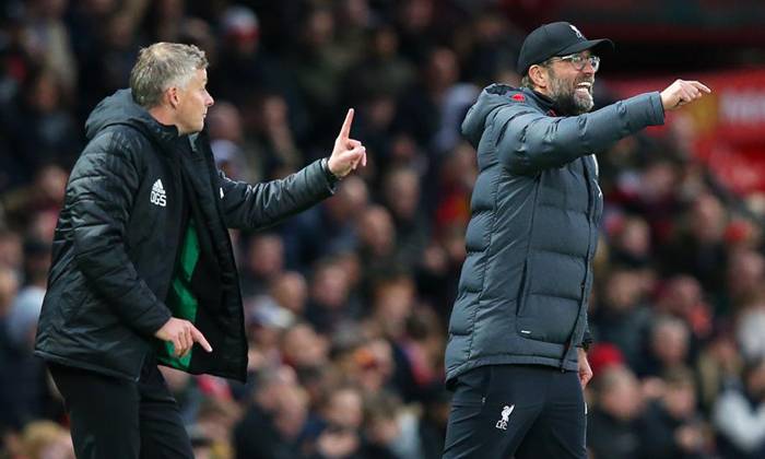 Vì sao trận MU vs Liverpool bị hoãn, bao giờ đá lại?