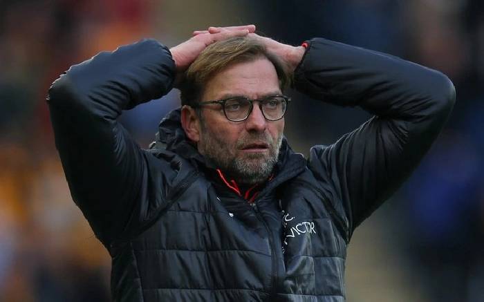 FA vào cuộc điều tra hành động quá khích của Klopp với trọng tài
