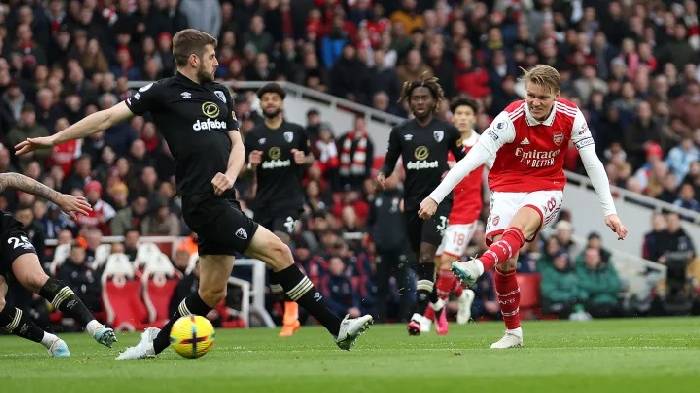 Soi kèo phạt góc Arsenal với Bournemouth, 18h30 ngày 4/5