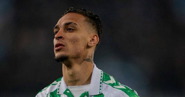 Antony bật khóc, gửi lời xin lỗi sau khi rời MU trở lại Real Betis