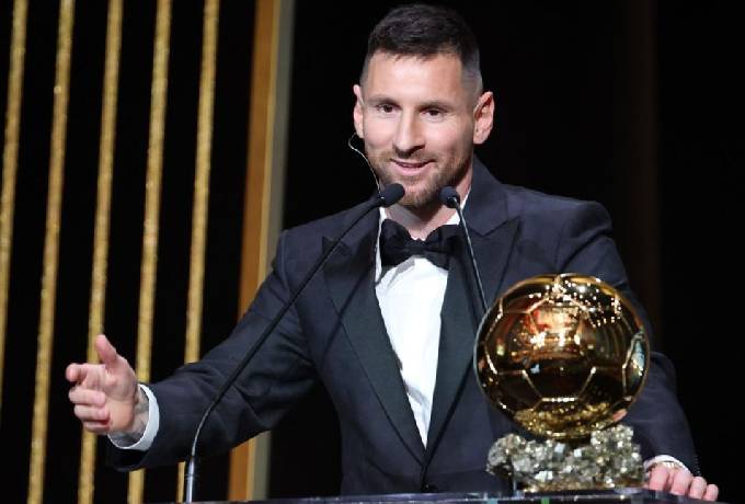 Argentina hủy giao hữu với Trung Quốc, Messi chờ dài cổ để khoe Quả bóng vàng