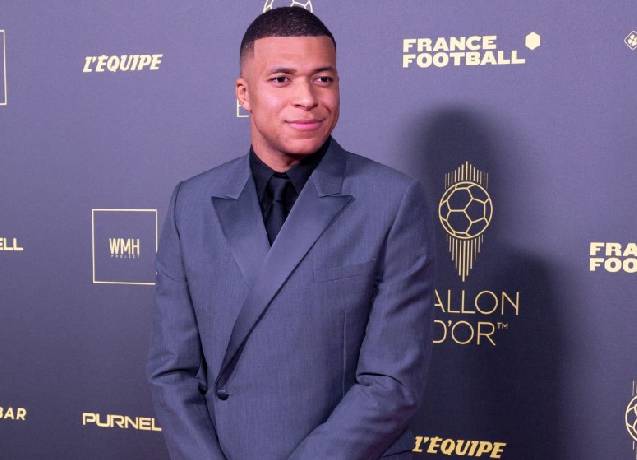 Vụ Mbappe sang Real Madrid sắp có biến cố lớn vào tháng 1/2024