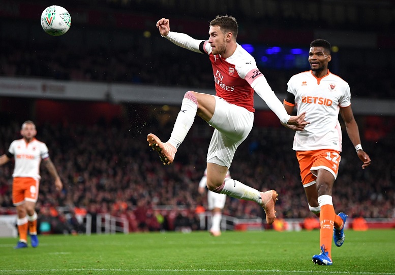 Dự đoán Blackpool vs Arsenal (0h30 6/1) bởi chuyên gia, người nổi tiếng