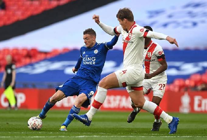 Soi kèo phạt góc Southampton vs Leicester, 0h30 ngày 5/3